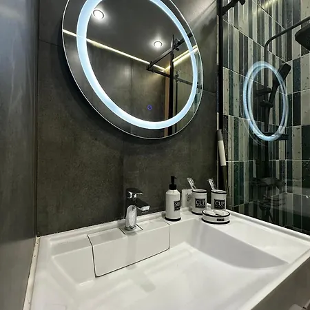 Aurus Apartments In Almaty Exterior photo